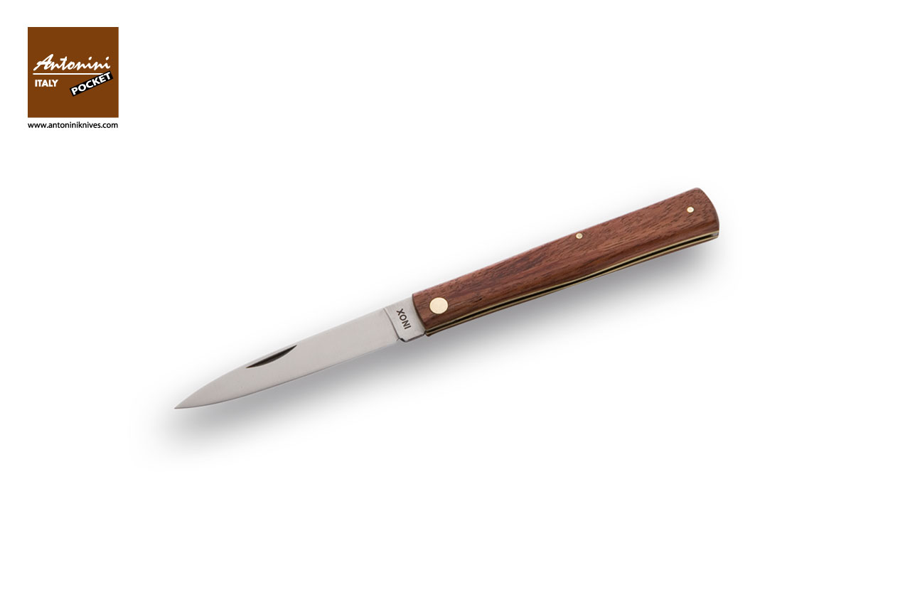 Italian regional pocket knife line